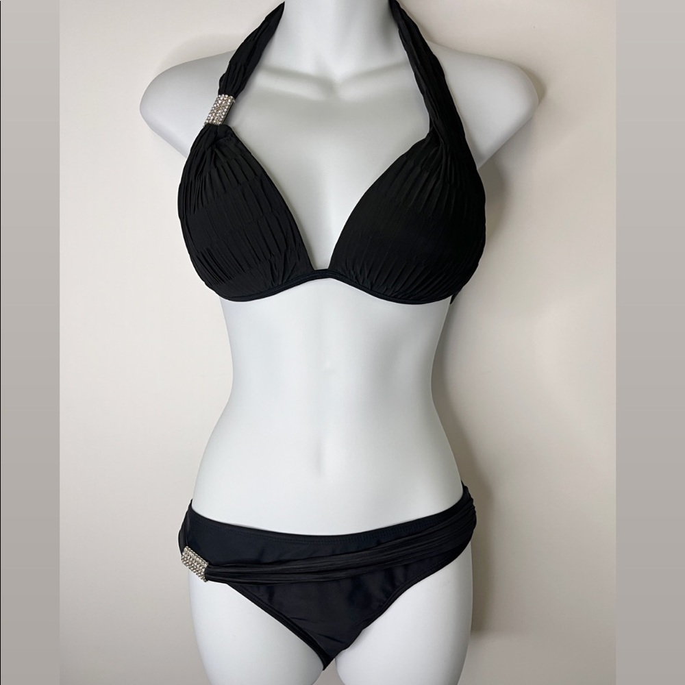 Stunning bikini set! Brand new, never worn.